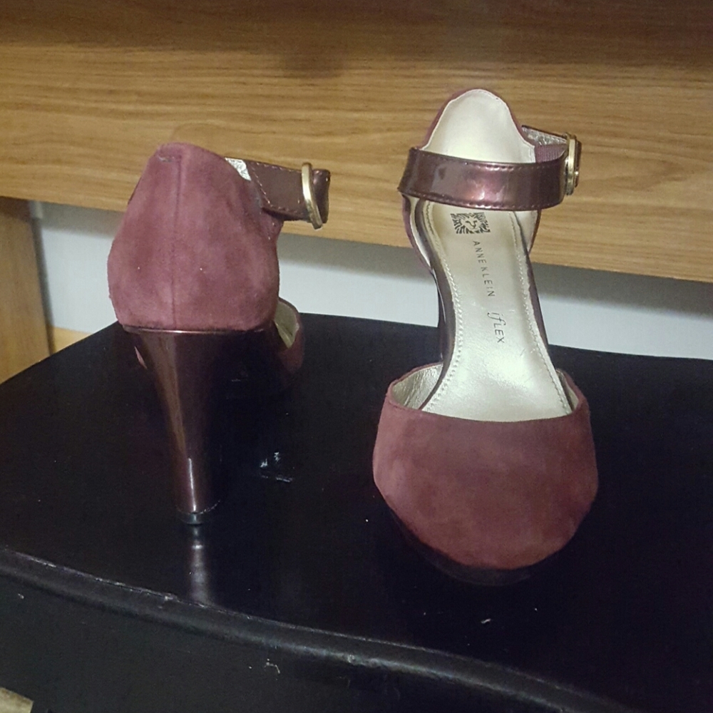 Ankel strap heels